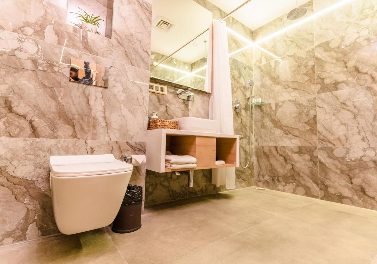Hotel Mirana , Tinsukia ภายนอก รูปภาพ