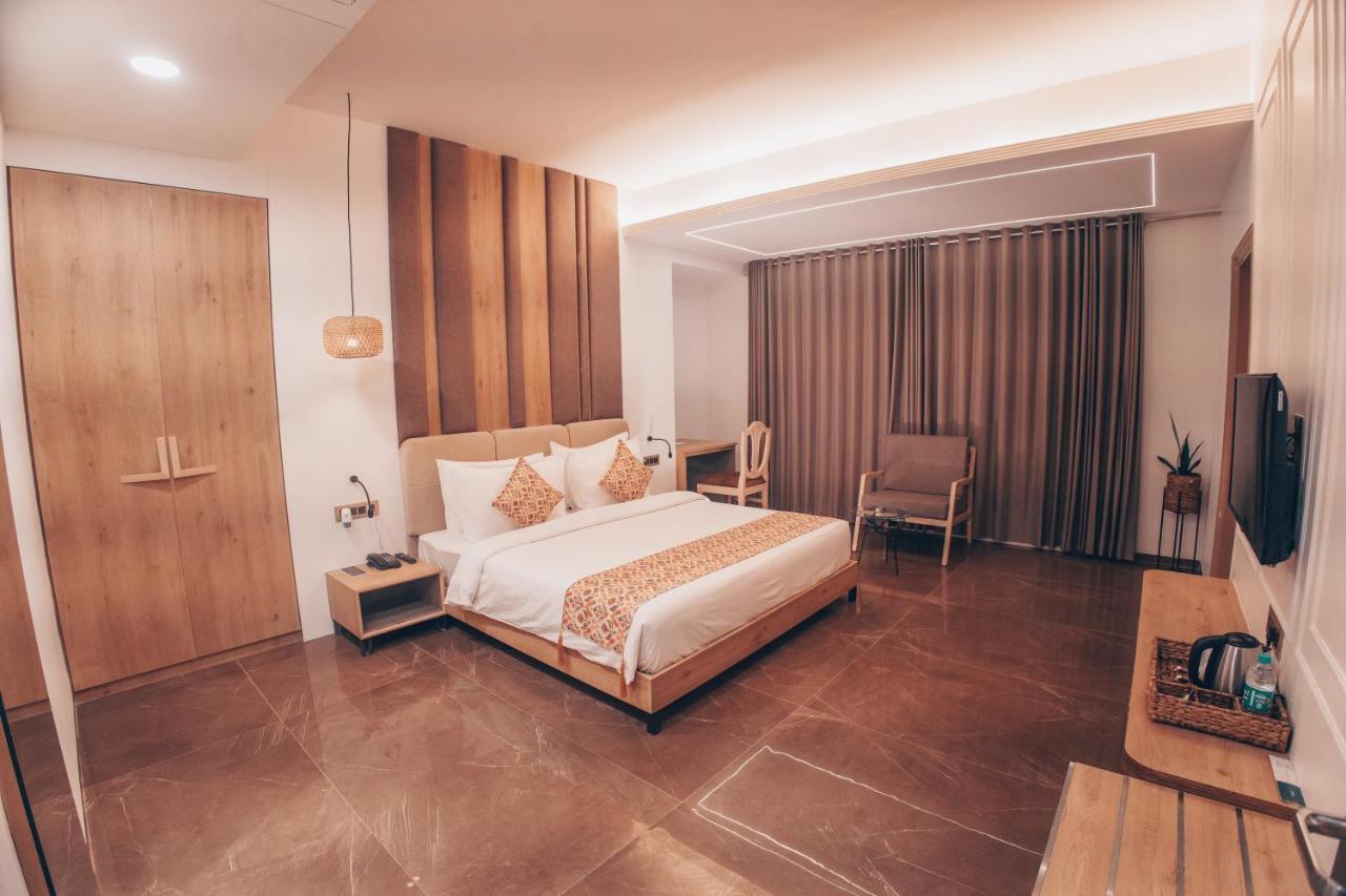 Hotel Mirana , Tinsukia ภายนอก รูปภาพ