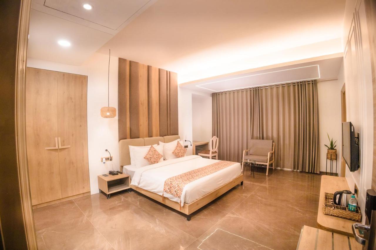 Hotel Mirana , Tinsukia ภายนอก รูปภาพ
